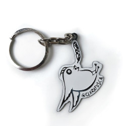 Enamel keychain Clarafosca Birdie street art style